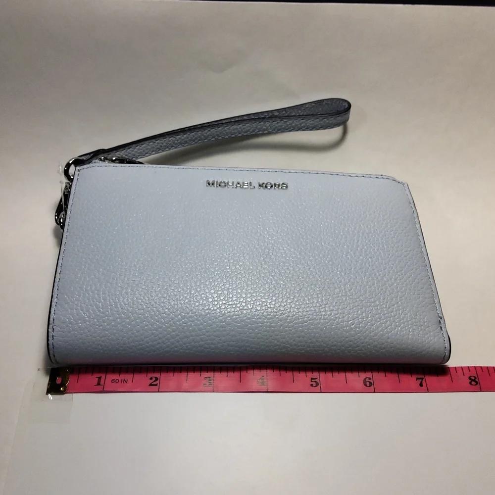 Michael Kors Adele Double Zip Wristlet NWOT - Picture 10 of 11